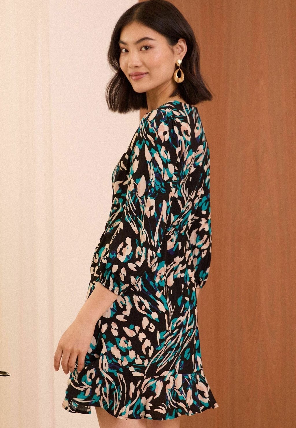 

Повседневное платье REGULAR FIT TIE WRAP Love & Roses, черный