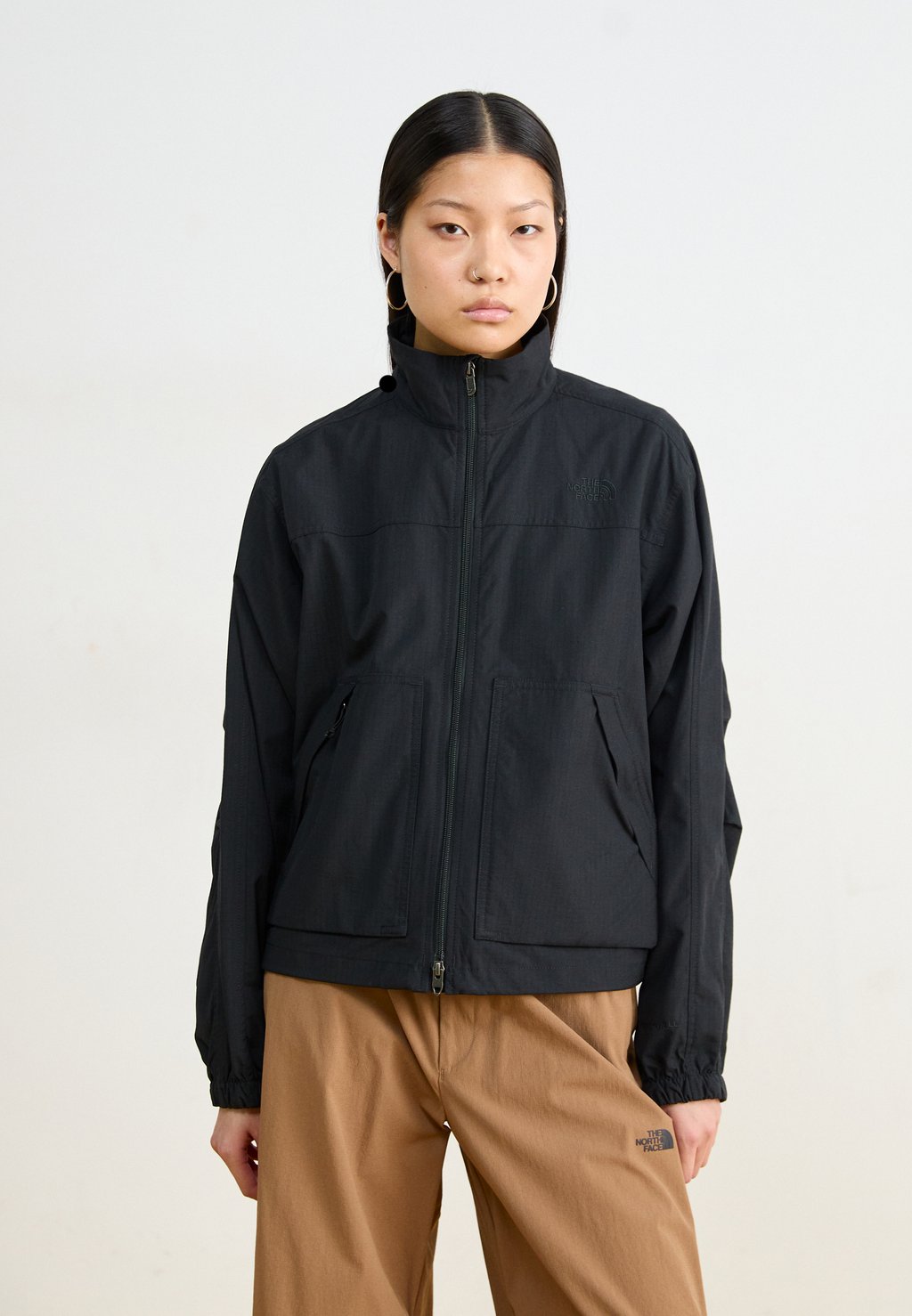 

Ветровка JACKET The North Face, черный