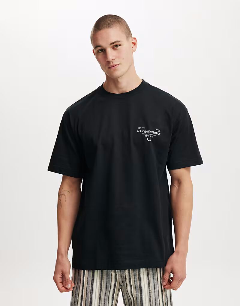 

Футболка Cotton:On Box fit easy в черном/девичьем стиле