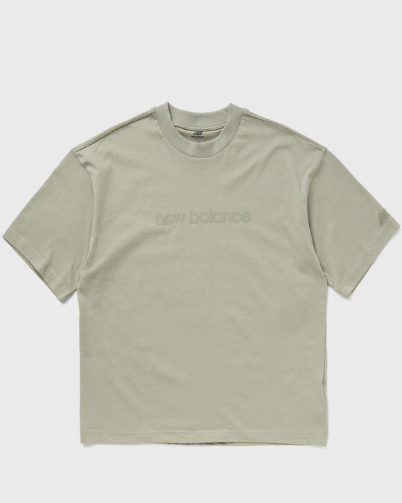 

Топ New Balance Hyper Density Jersey Oversized T-Shirt, цвет olivine (ovn)