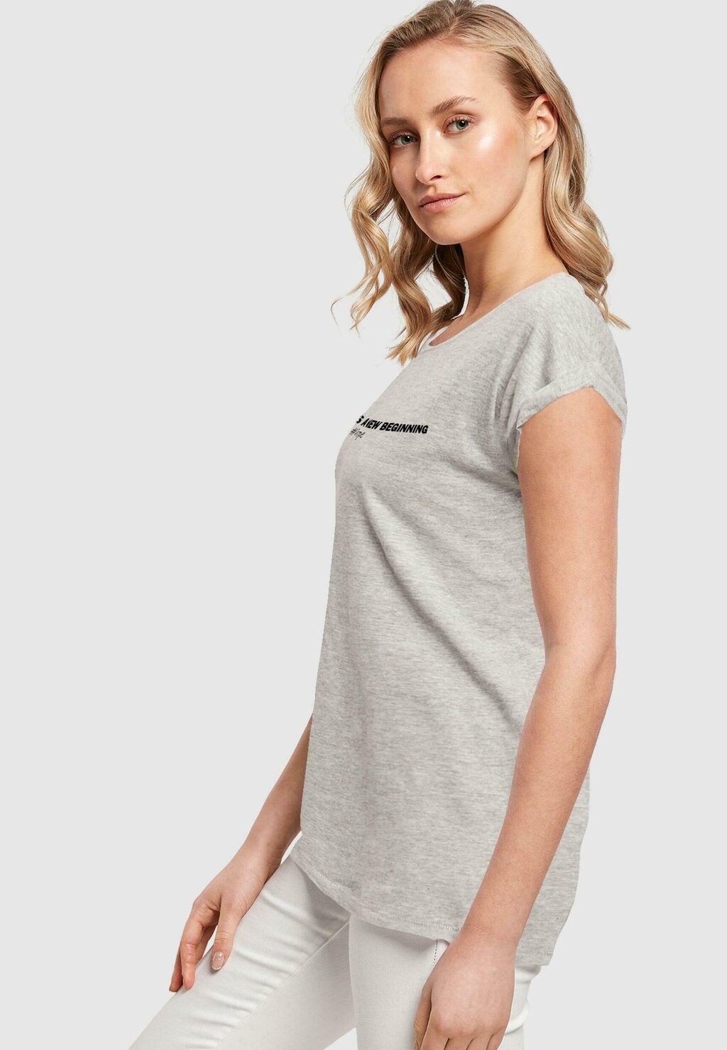 

Футболка с принтом FRAUEN HOPE EXTENDED SHOULDER Merchcode, серый