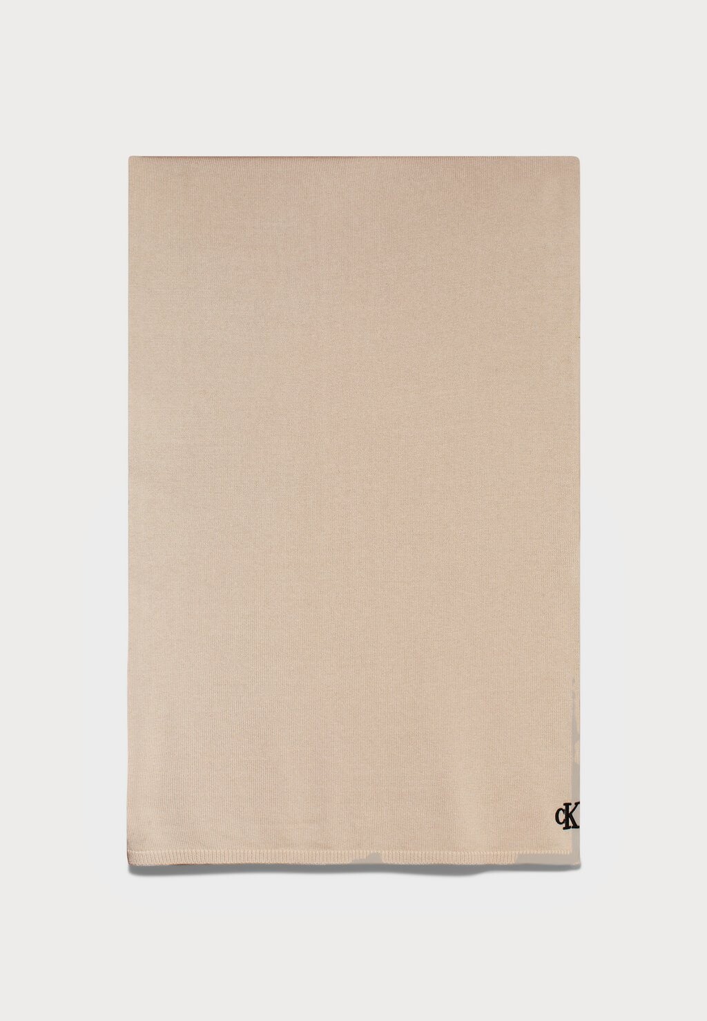 

Шарф SEASONAL POM POM SCARF Calvin Klein Jeans, молочный