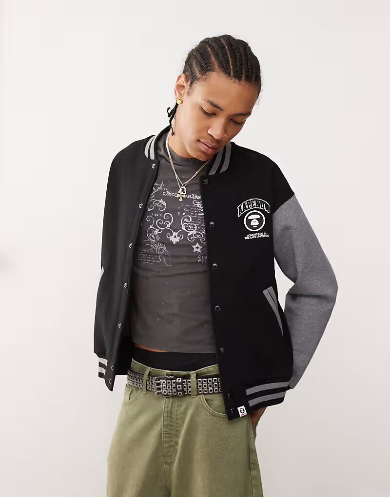 

Черная куртка с логотипом AAPE BY A BATHING APE Varsity