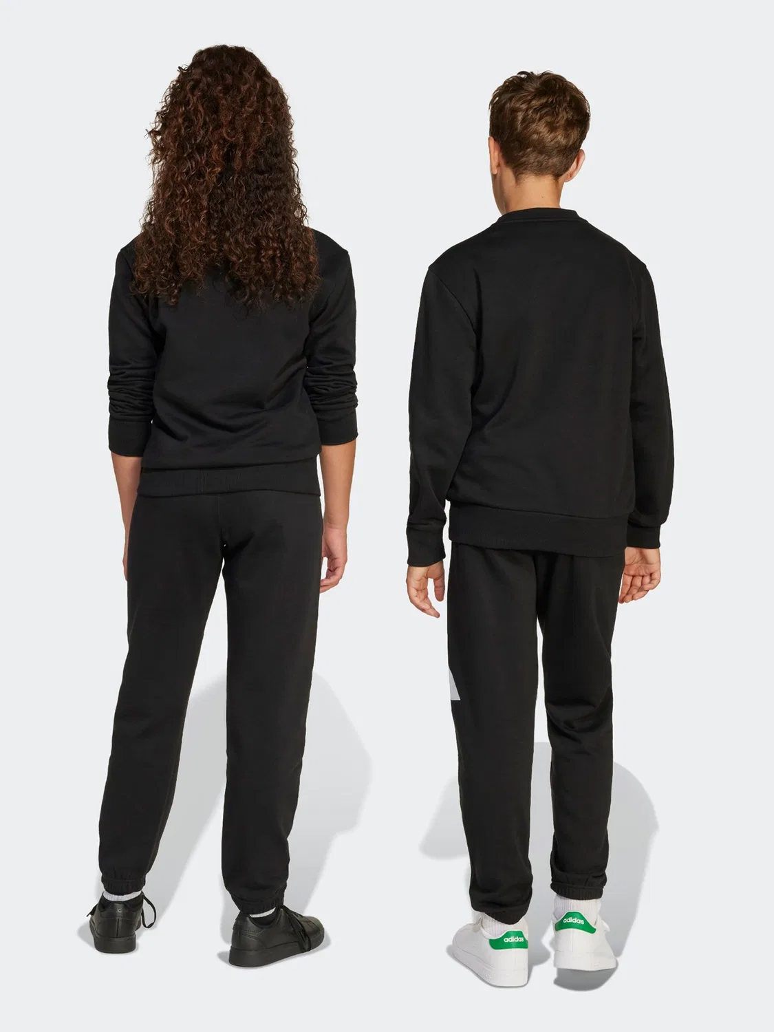 Спортивный костюм Adidas Sportswear черного цвета — фото 3