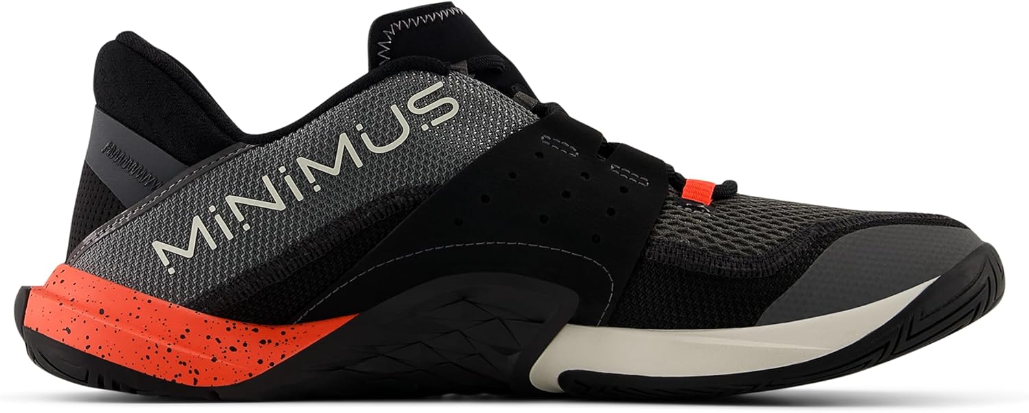 Кроссовки New Balance Men's Minimus Tr V2 для тренинга, белый/черный/красный — фото 3