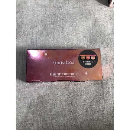 

Planetary Cheek Palette: 2 хайлайтера, 1 румянец, Smashbox, Серый, Planetary Cheek Palette: 2 хайлайтера, 1 румянец, Smashbox