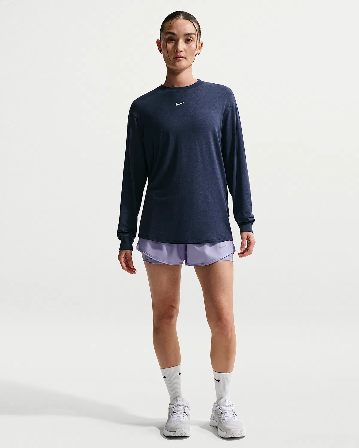 Женский топ Nike One Relaxed с длинным рукавом Dri-FIT, Midnight Navy/White — фото 4