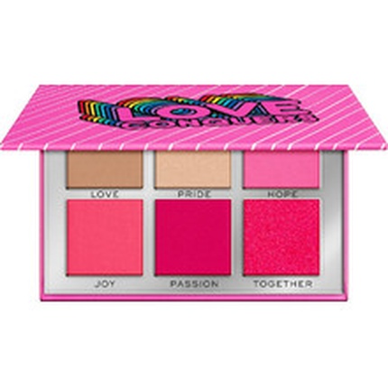 

Палитра теней Love Conquers Power 66 г Makeup Revolution
