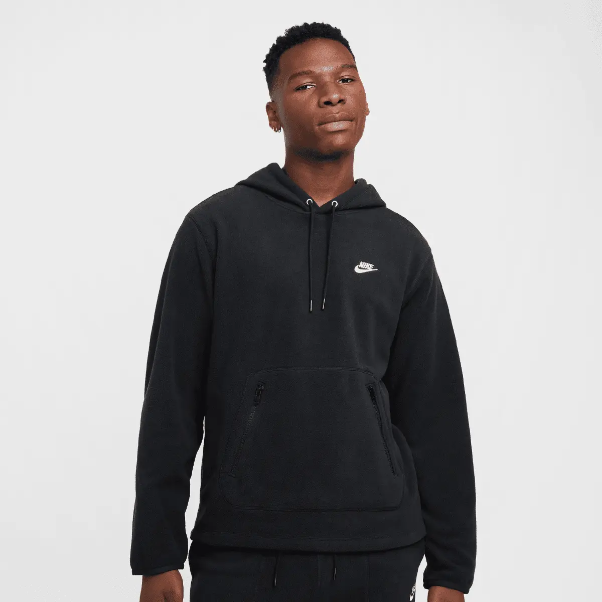 

Худи Nike Club Fleece Winterized, черный