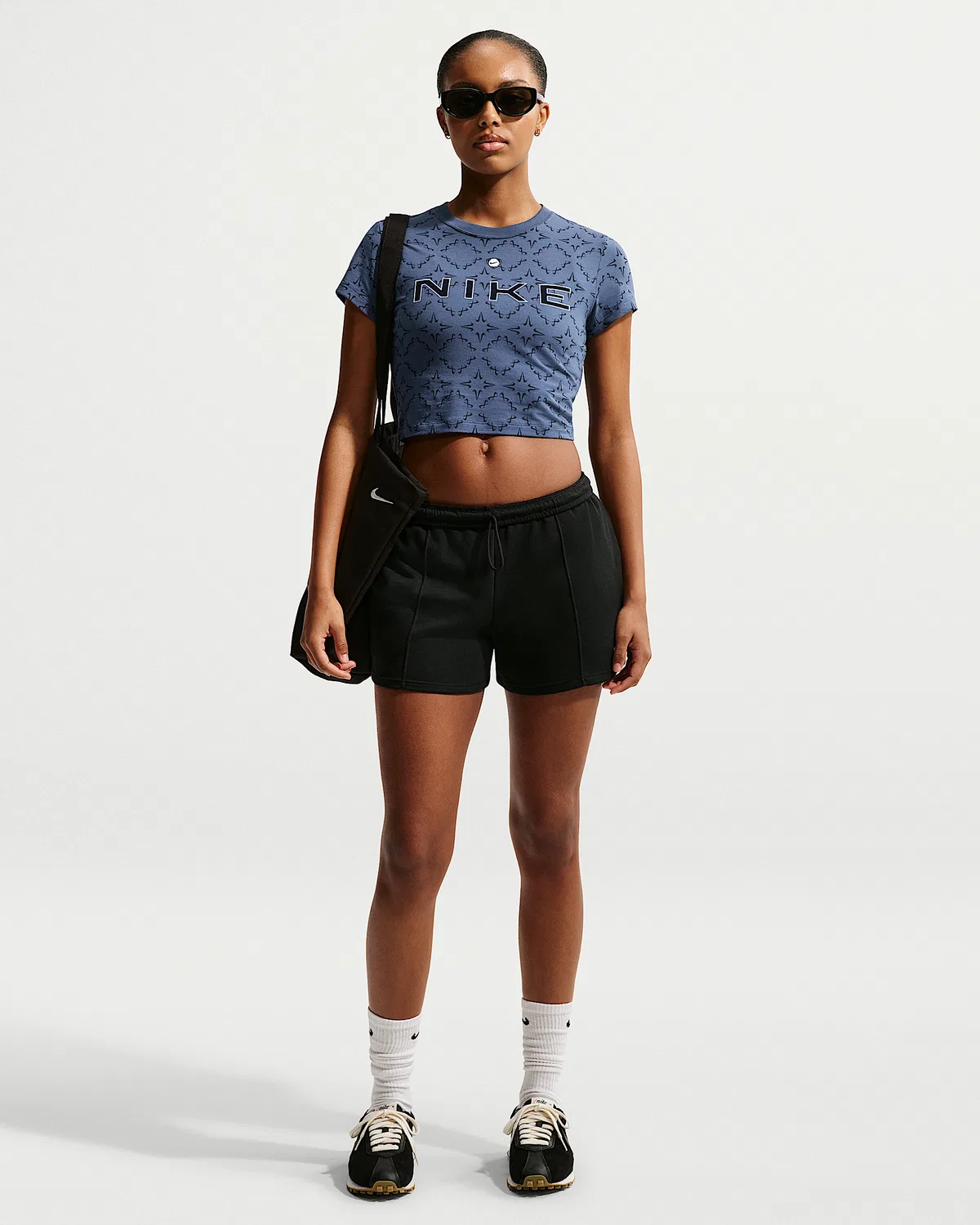 Женская укороченная футболка Nike Sportswear Chill Knit Slim, Mystic Navy/Obsidian — фото 4
