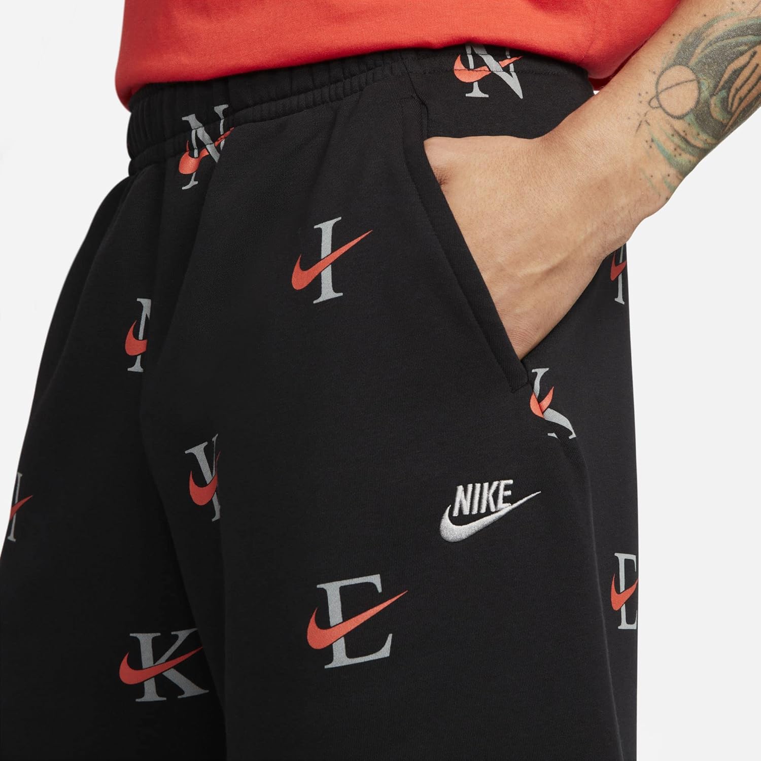 Мужские шорты Nike Sportswear Club, Black/Rush Orange — фото 4