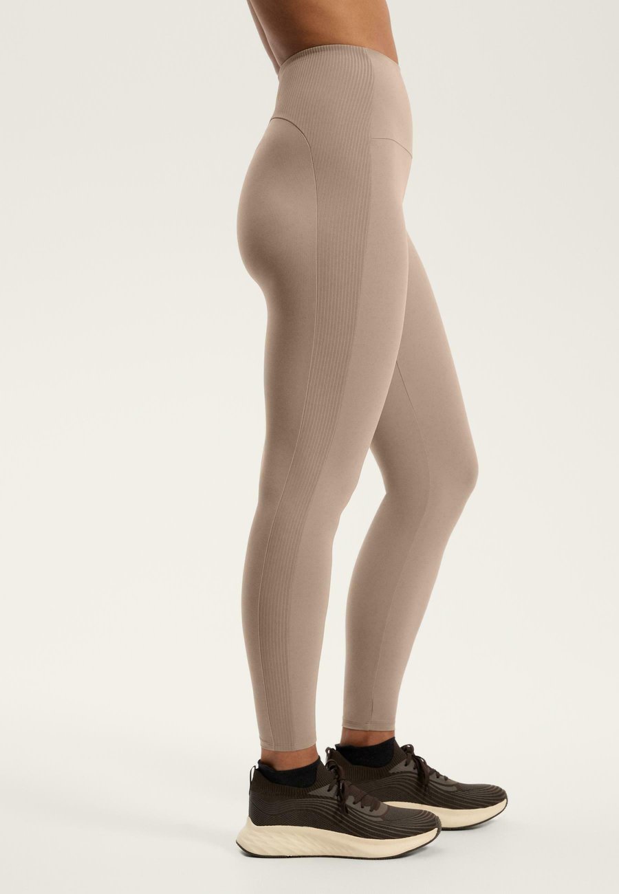 

Леггинсы OYSHO COMFORTLUX HIGH-RISE ANKLE-LENGTH, Mottled Beige