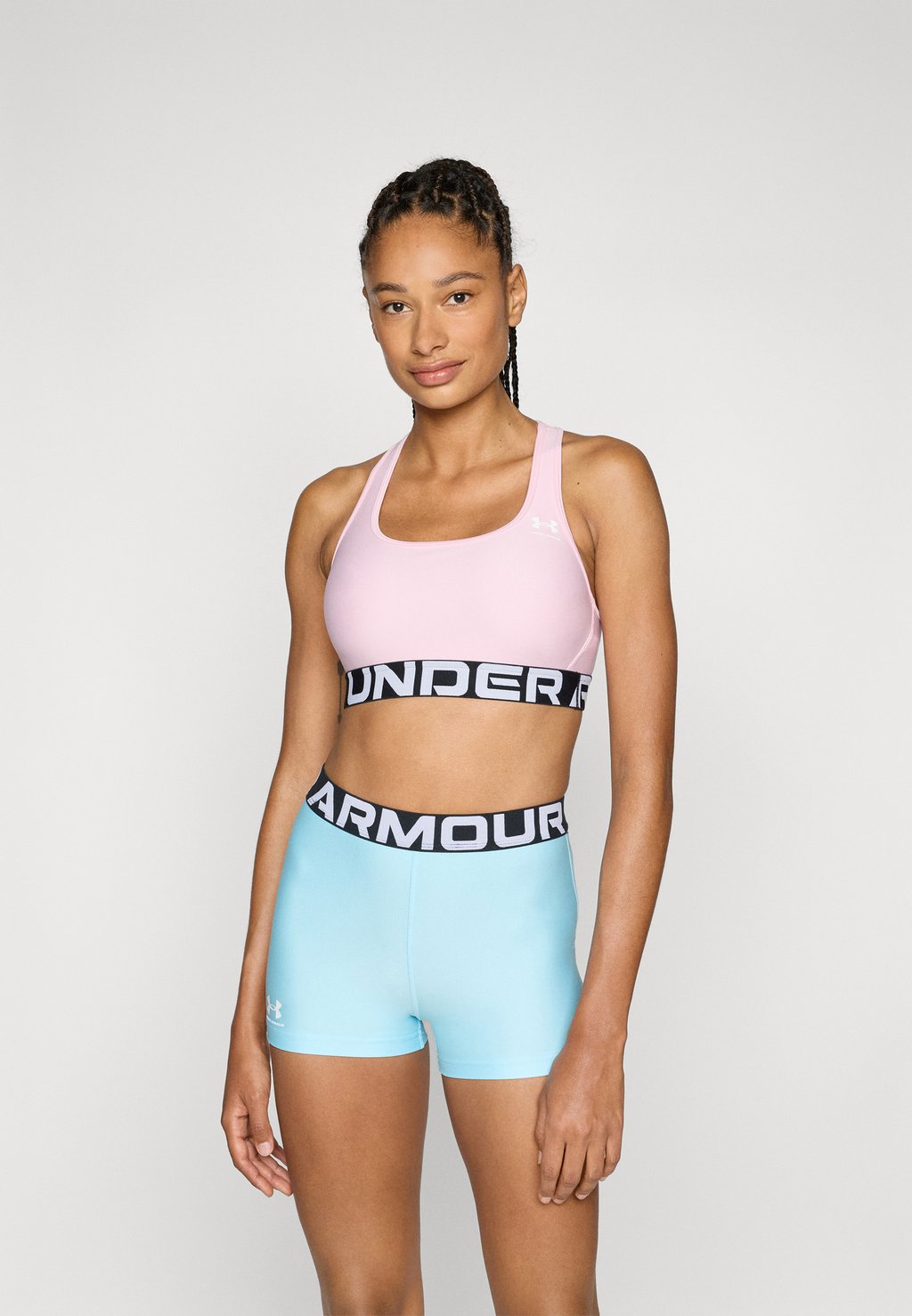 

Спортивный бюстгальтер средней поддержки MID BRANDED Under Armour, светло-розовый