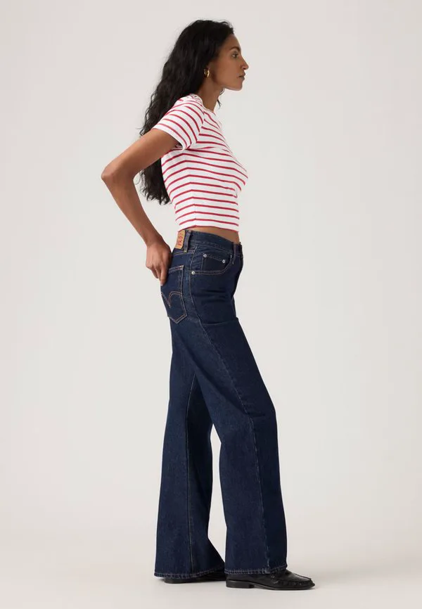 Свободные джинсы-клеш средней длины Levi'S, Shaded View — фото 4