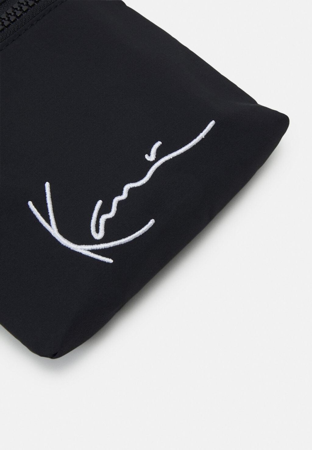 

Сумка через плечо SIGNATURE POUCH BAG UNISEX Karl Kani, черный