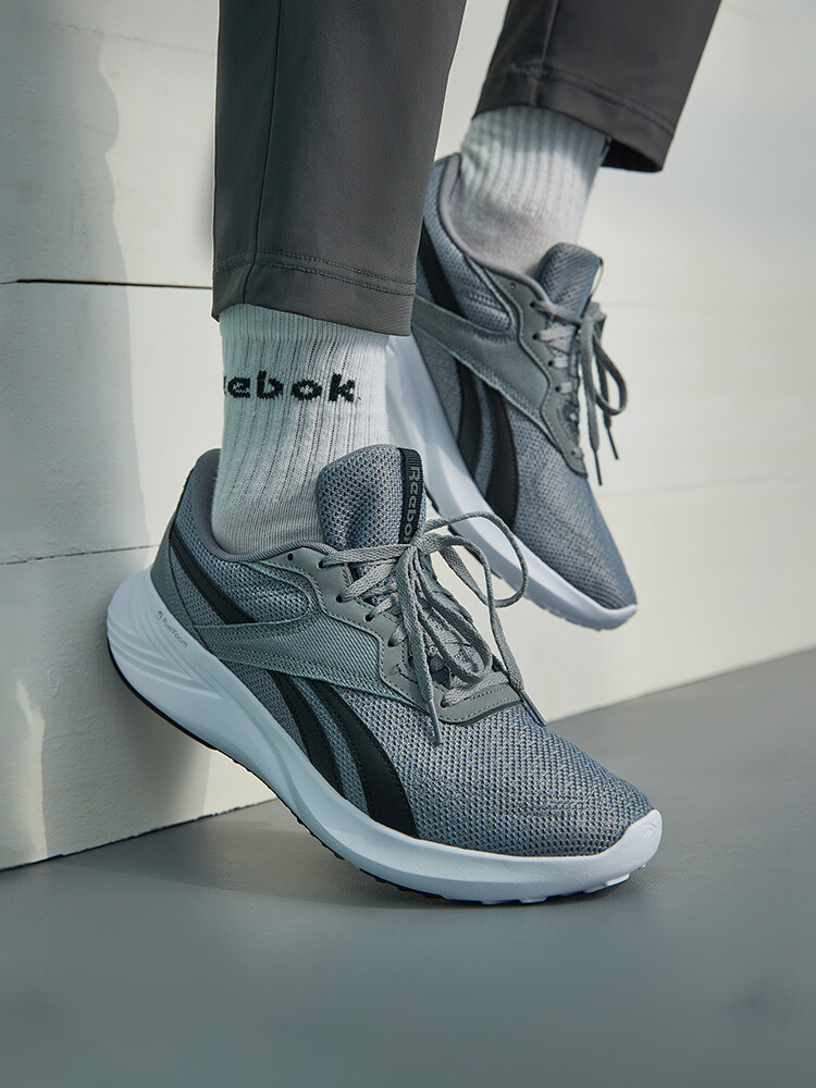 

Кроссовки унисекс Reebok Energen Tech спортивные, белый