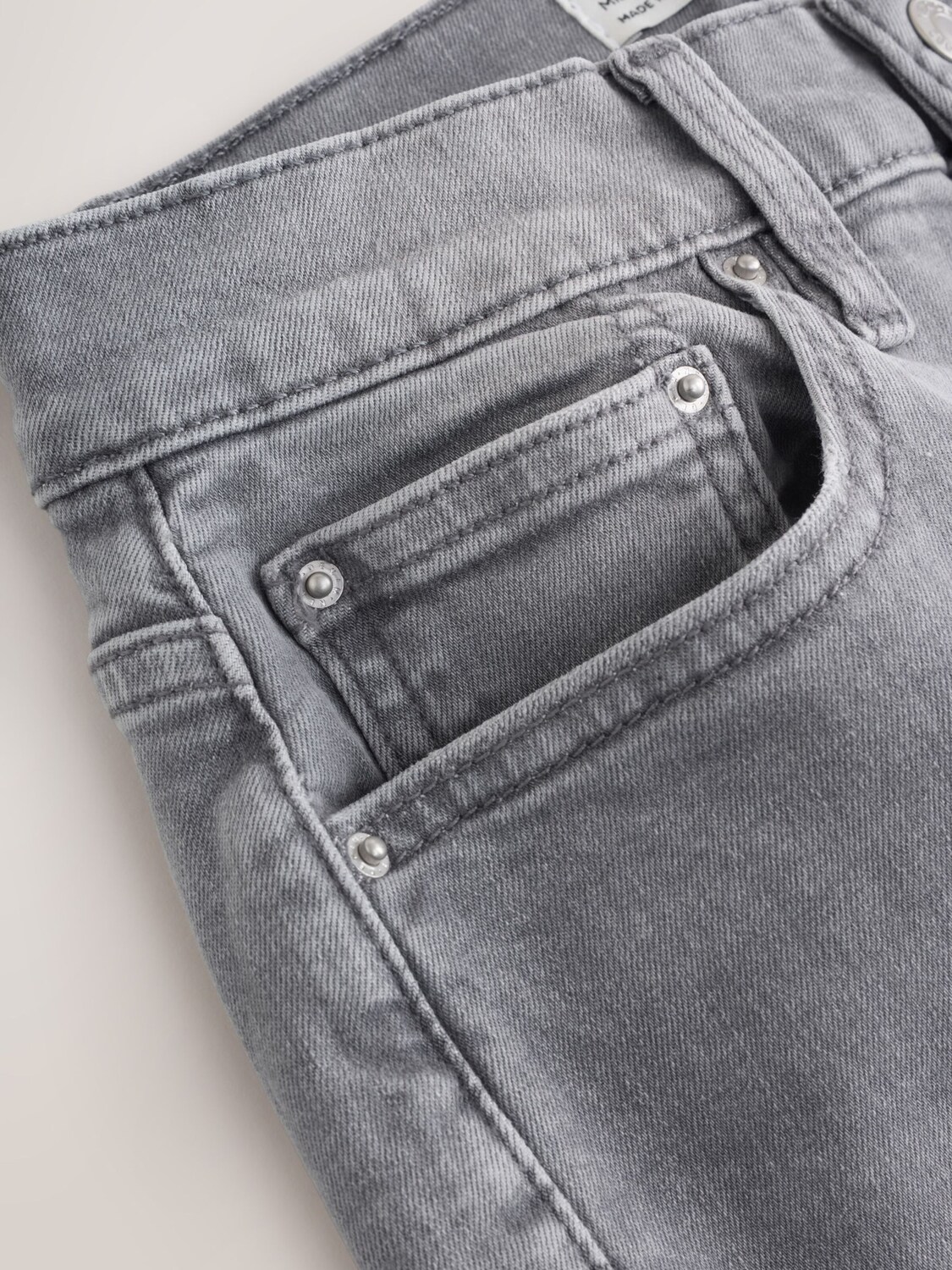 Next Джинсы slim fit в сером дениме — фото 3