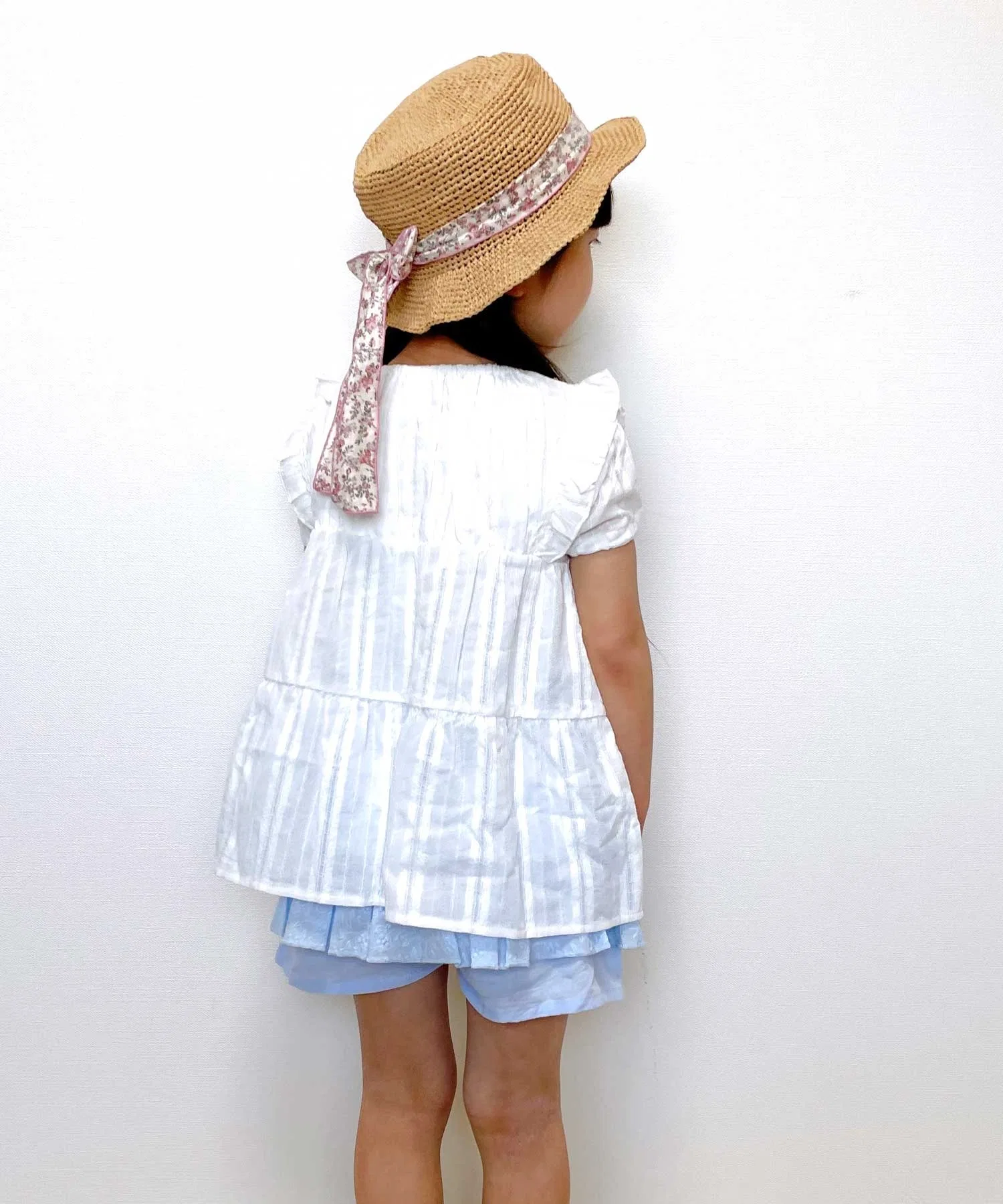 Детская хлопковая チュニック Si・Shu・Non с цветочной вышивкой белая — фото 4