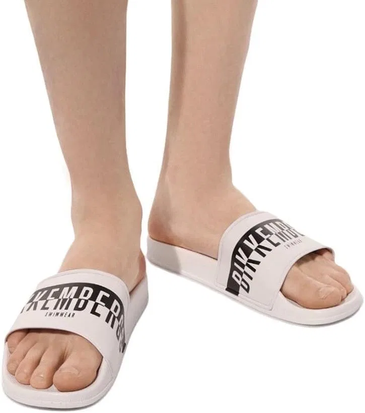 Dirk Bikkembergs Мужские пляжные тапочки Bikkembergs с ремешком для моря или бассейна, с логотипом. Артикул BKK2MSR03. Серия: половина логотипа — фото 2
