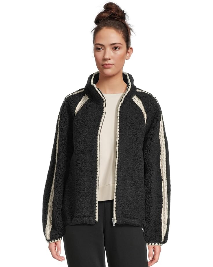 

Куртка UGG Nikia Crochet Uggfluff Jacket, черный