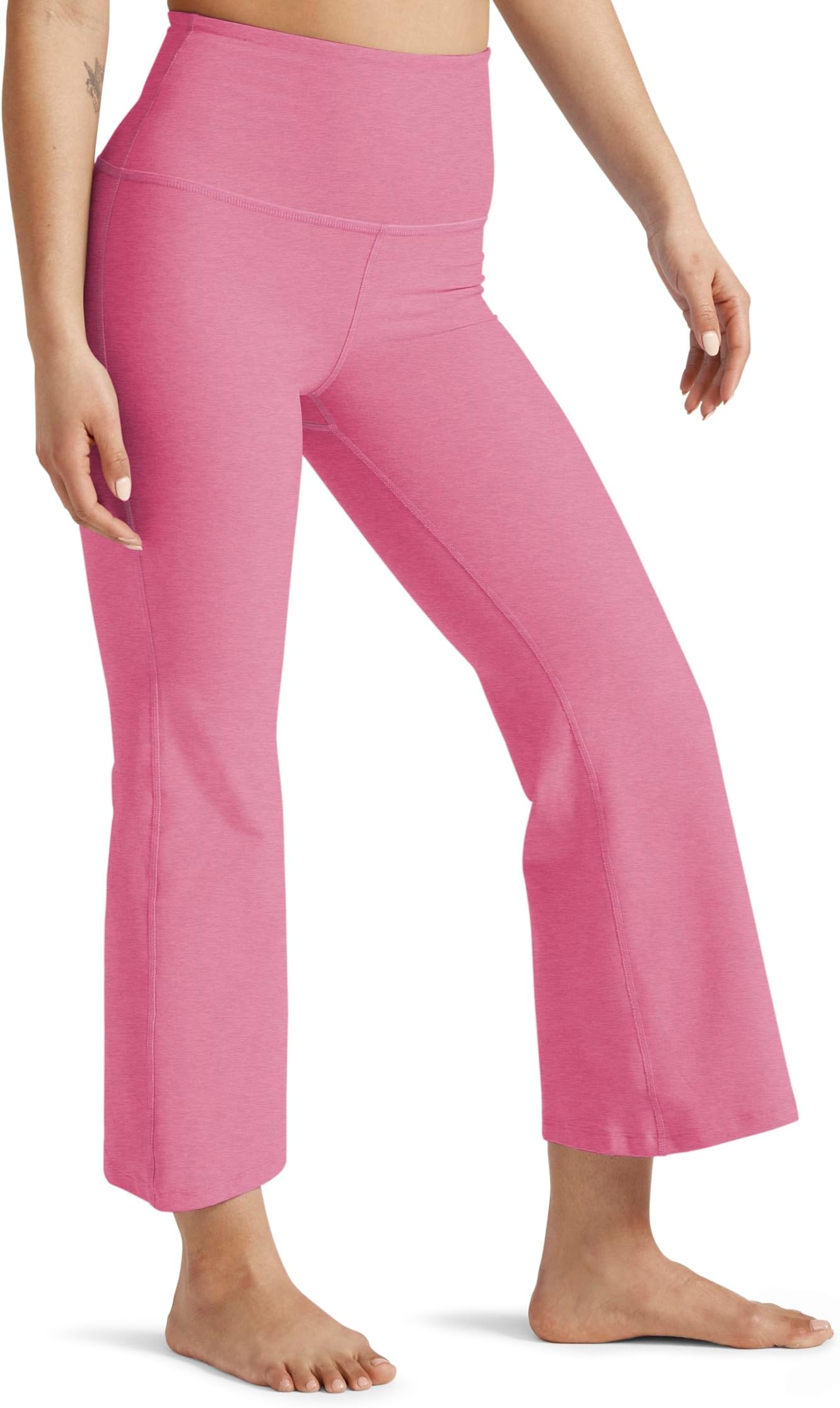 

Брюки Beyond Yoga Spacedye Retro Cropped Pants, цвет Pink Bloom Heather