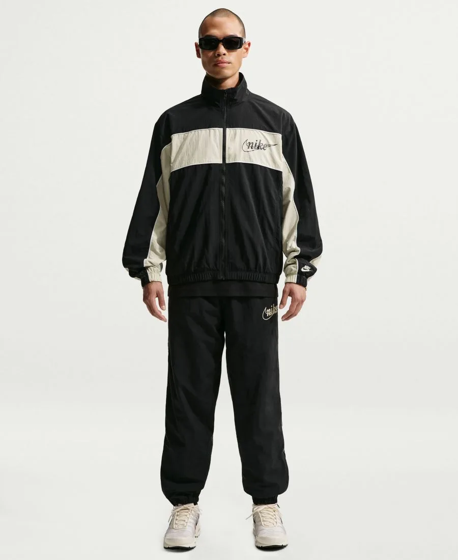 Легкие брюки Men's Sportswear Club Nike, черный/светлый-хаки