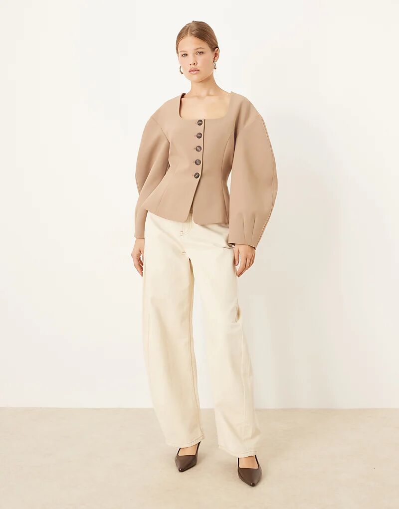 

Приталенный блейзер ASOS DESIGN с рукавами-коконами цвета верблюжьей шерсти