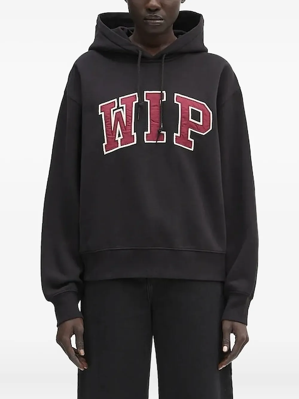 

Худи с логотипом-аппликацией в процессе производства CARHARTT WIP, черный