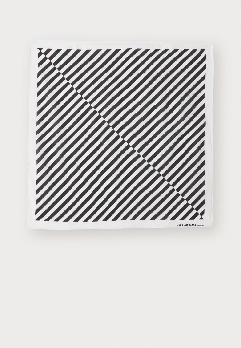 

Шарф SELF UNISEX Mads Nørgaard, черный
