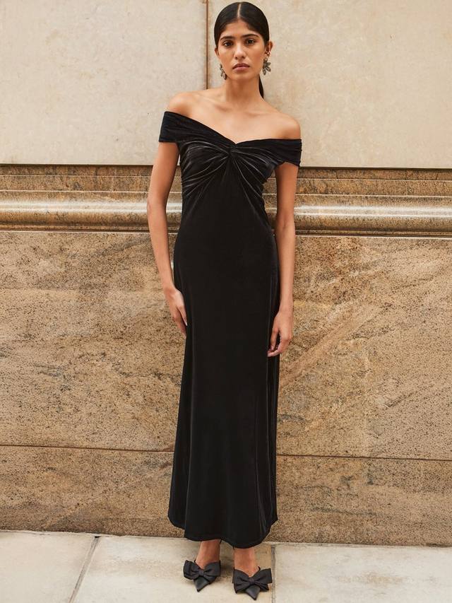 

Платье Lia с открытыми плечами из вельвета Ro&Zo, Black