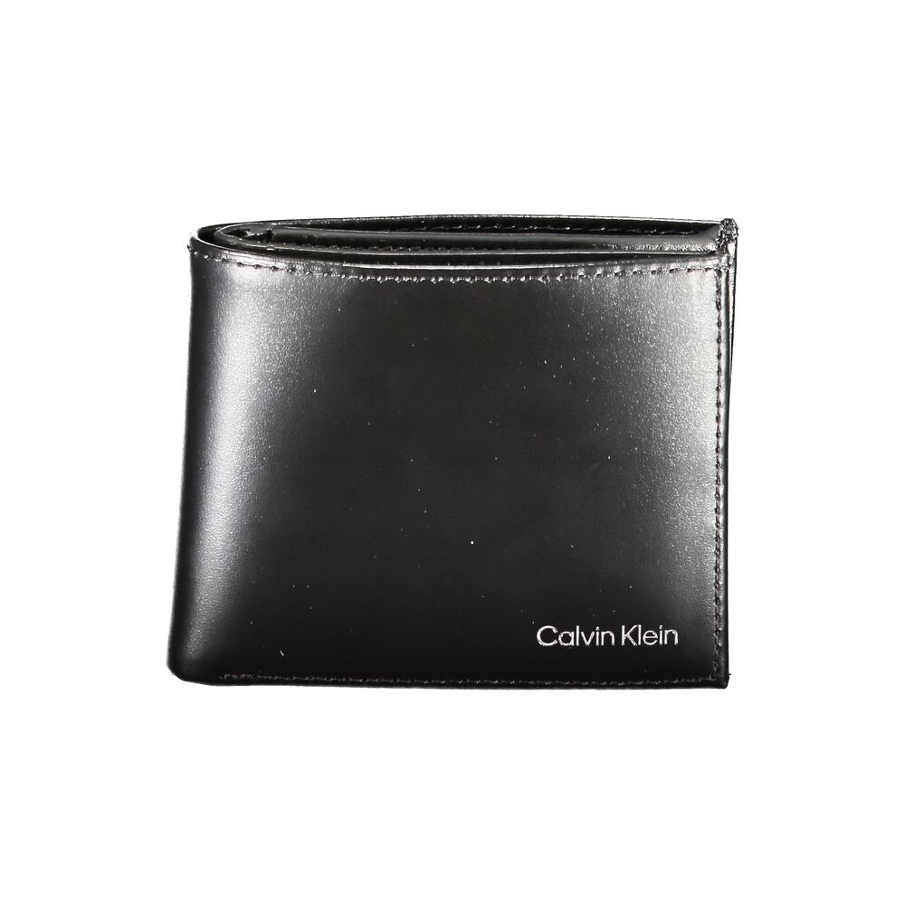 

Черный кожаный кошелек Calvin Klein
