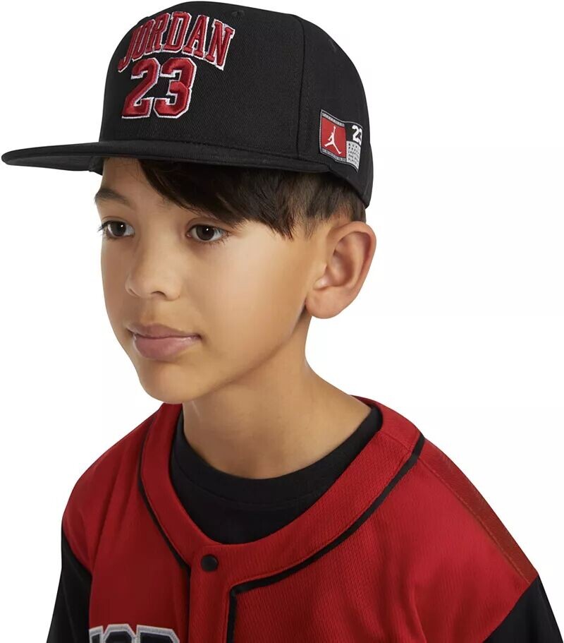 

Регулируемая кепка с плоскими полями Jordan Youth Jersey из джерси, черный