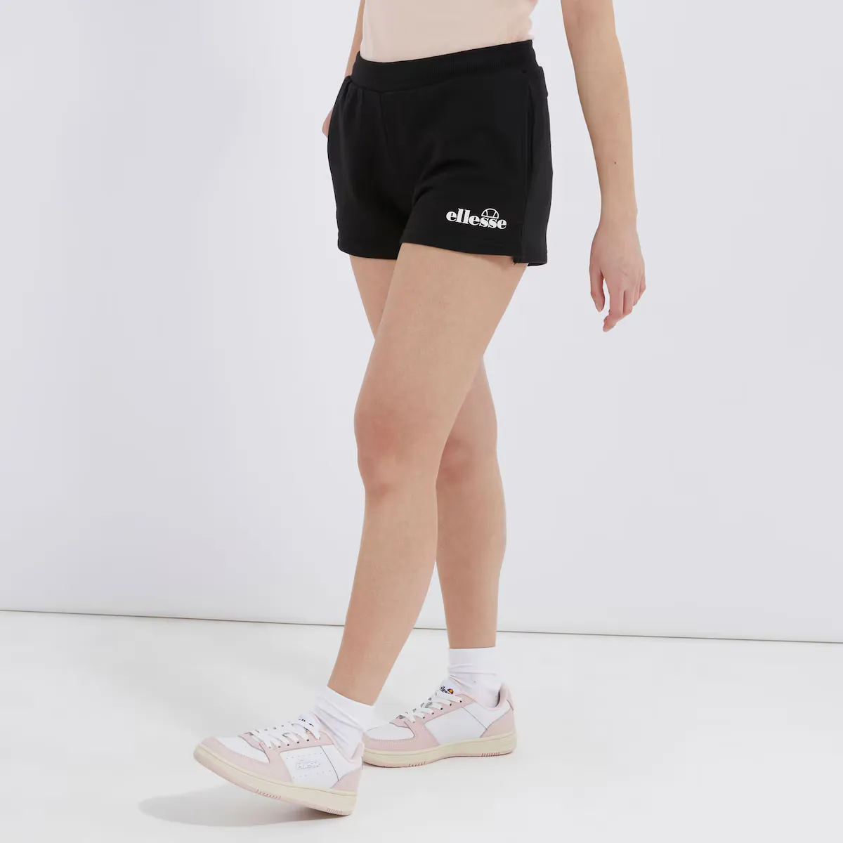 

Kyrana Loopback Short женские шорты Ellesse, черный