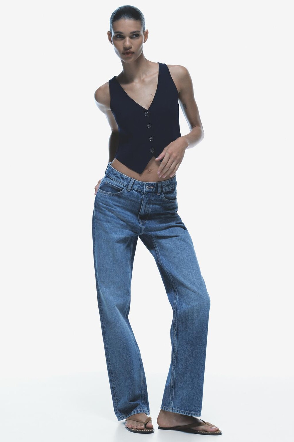 

Короткий жилет из однотяжной трикотажной плетки ZARA, темно-синий