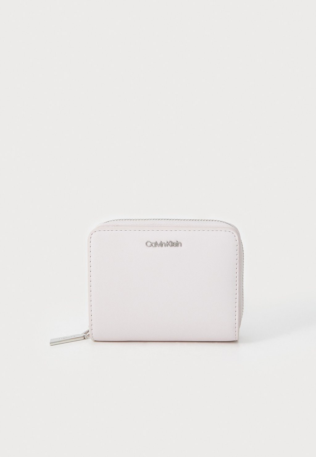 

Кошелек MUST ZIP AROUND FLAP Calvin Klein, цвет Orchid Ice