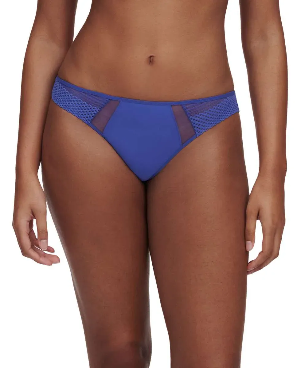 

Кружевные стринги Play Line Chantelle, цвет Azul Índigo