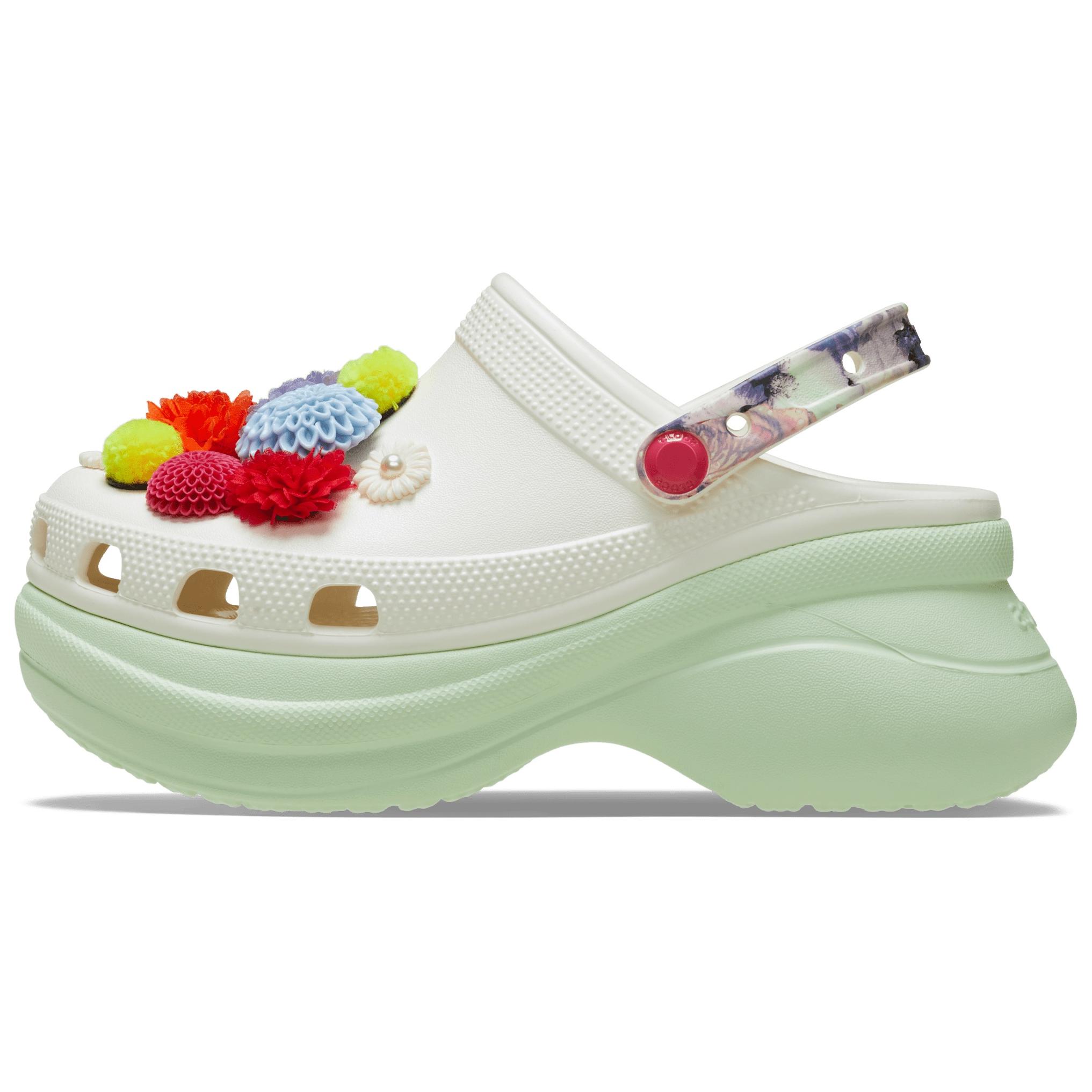 Crocs Сабо женские Bay Wildflower Clog, белые, зеленые