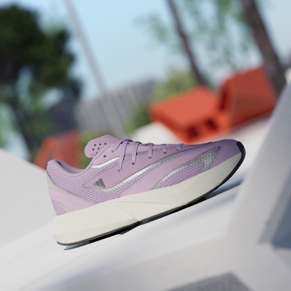 Кроссовки Adidas Lightblaze Shoes, цвет Powder Plum/Powder Plum/Matte Silver — фото 2