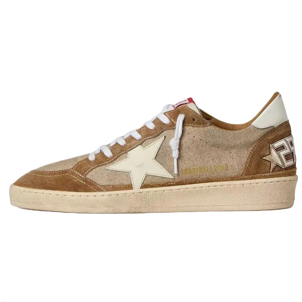 Кроссовки кожаные Golden Goose Beige Brown