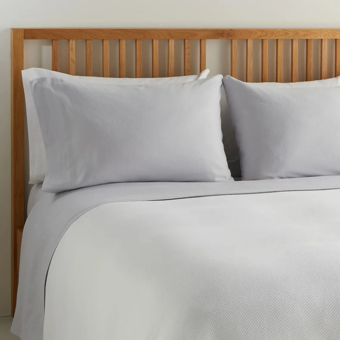 

Комплект однотонного фланелевого простыни El Corte Inglés, серый