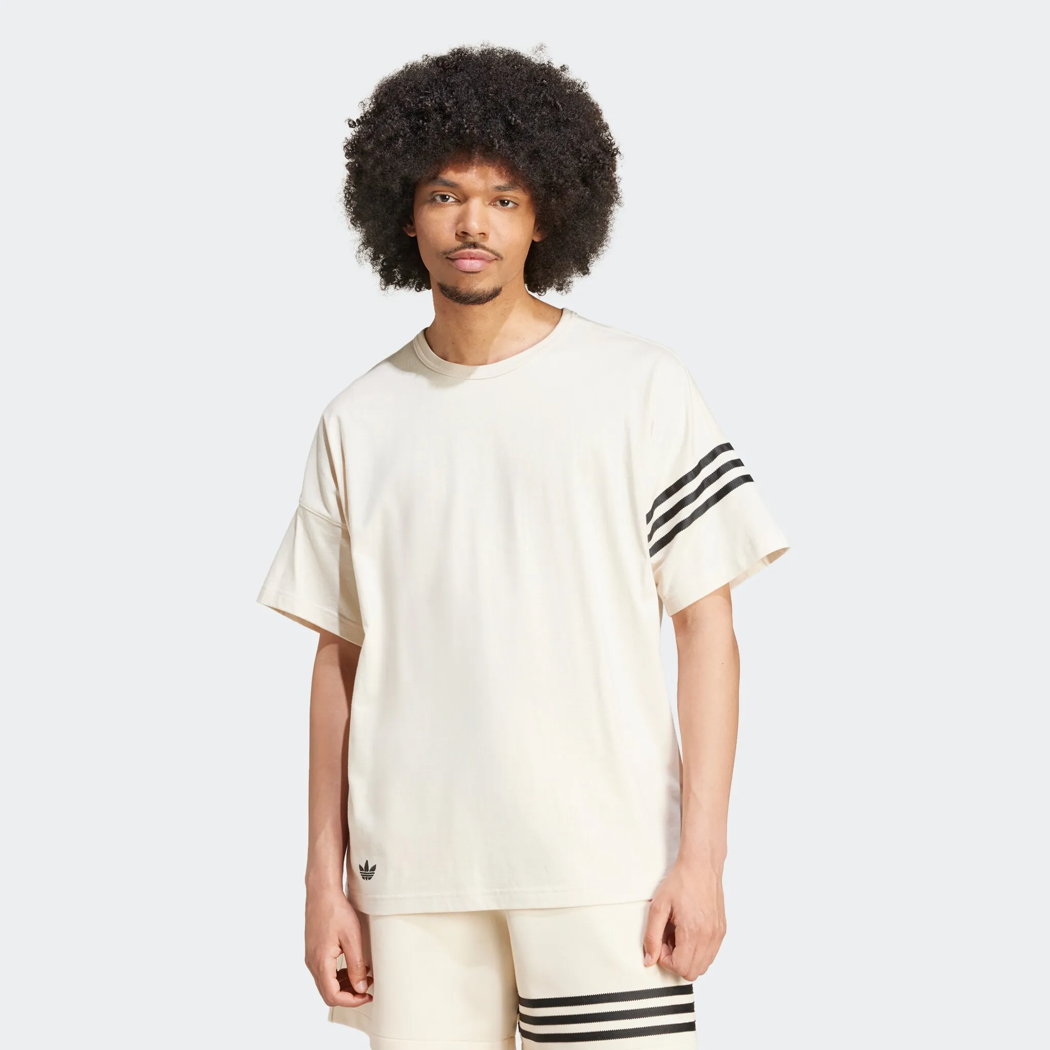 

Футболка Adidas Originals "NEU C TEE", цвет Wonder White