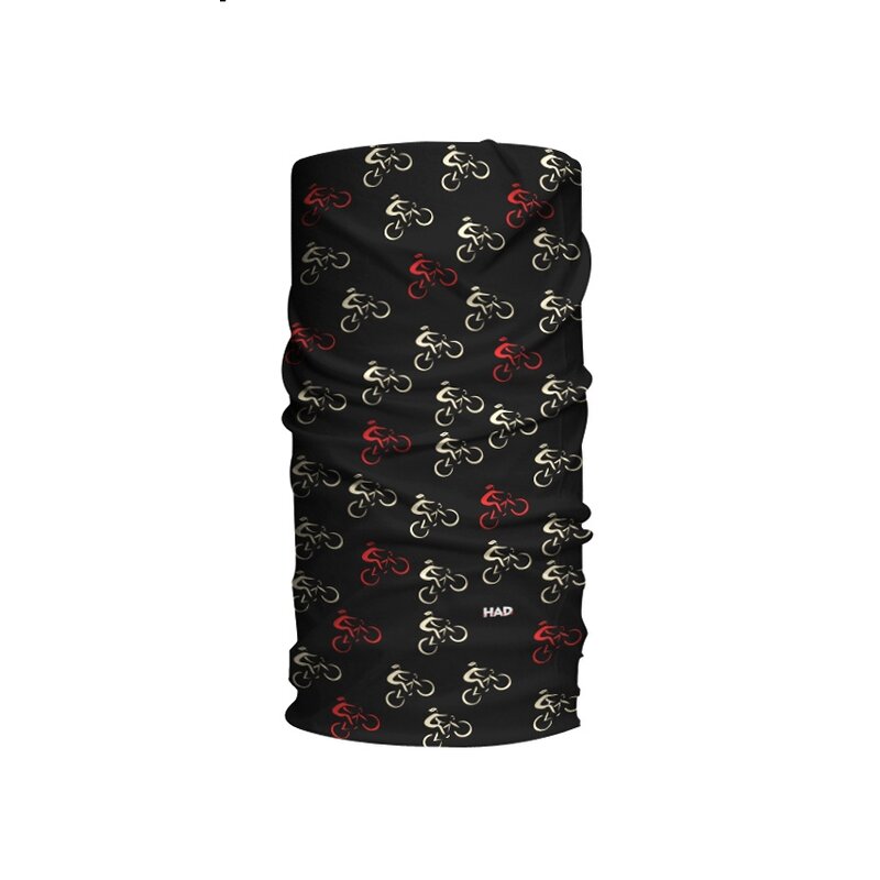 

У шарфа были оригиналы Had, черный