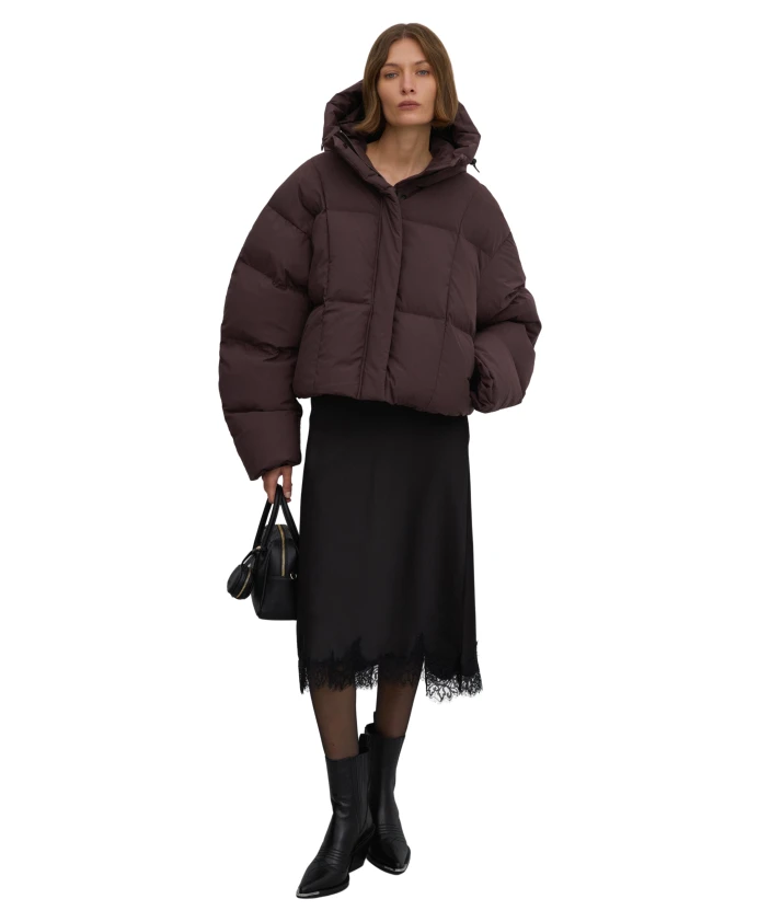 

Короткая темно-коричневая пуховая куртка для женщин с воротником-стойкой для зимы er00117989 Estro, коричневый