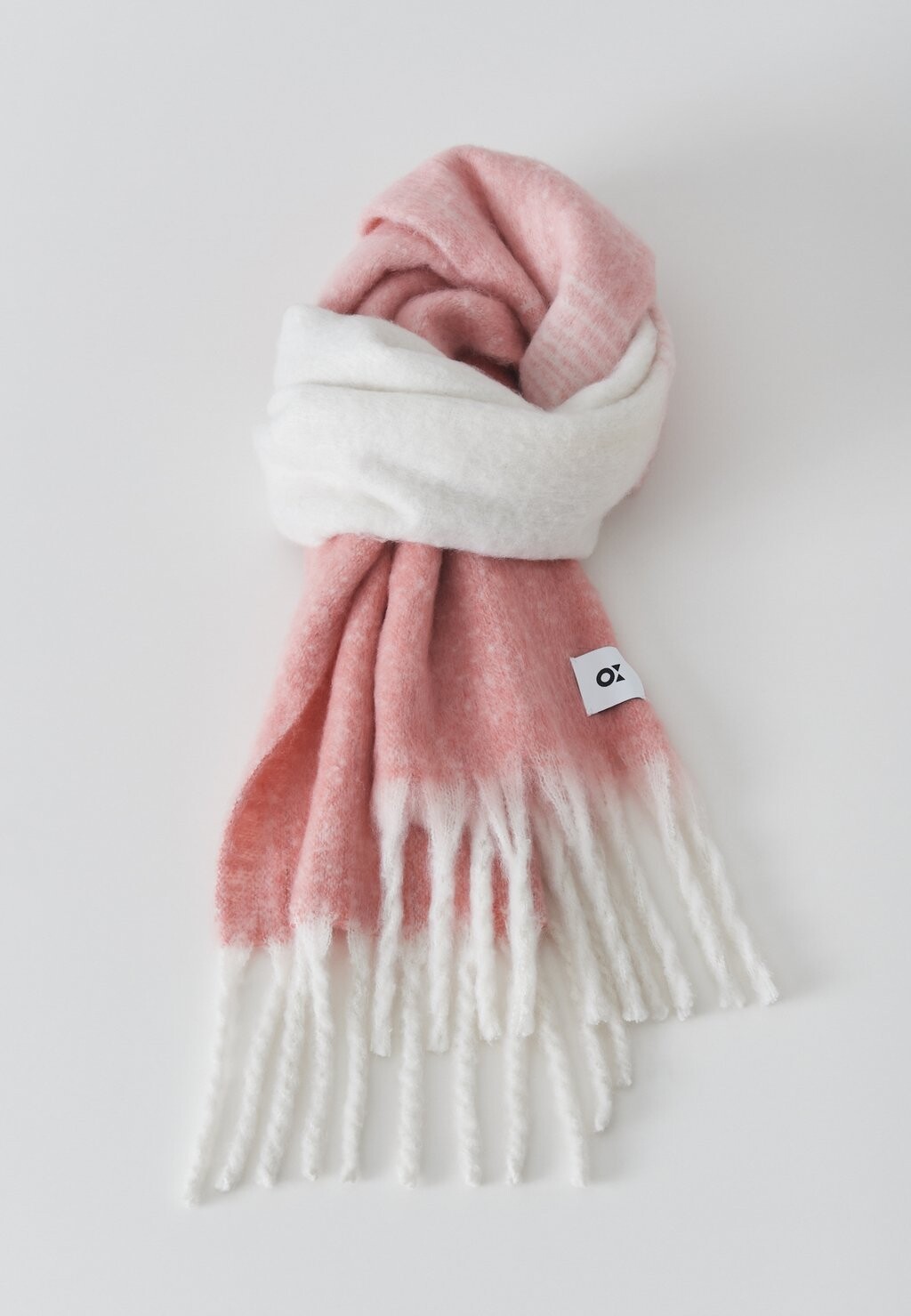 

Шарф AMOVI SCARF Opus, светло-розовый