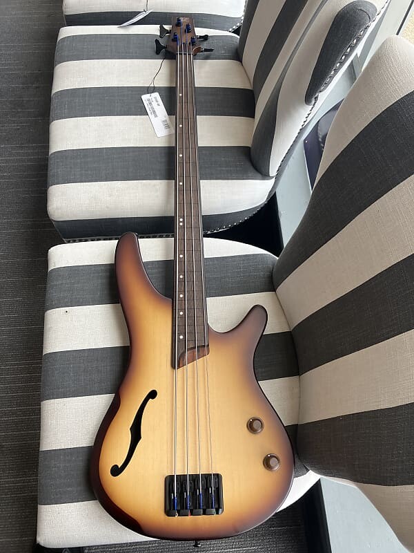 

Басс гитара Ibanez SRH500F-NNF Bass Workshop Fretless Semi-Hollow Bass 2010s - Natural Browned Burst Flat