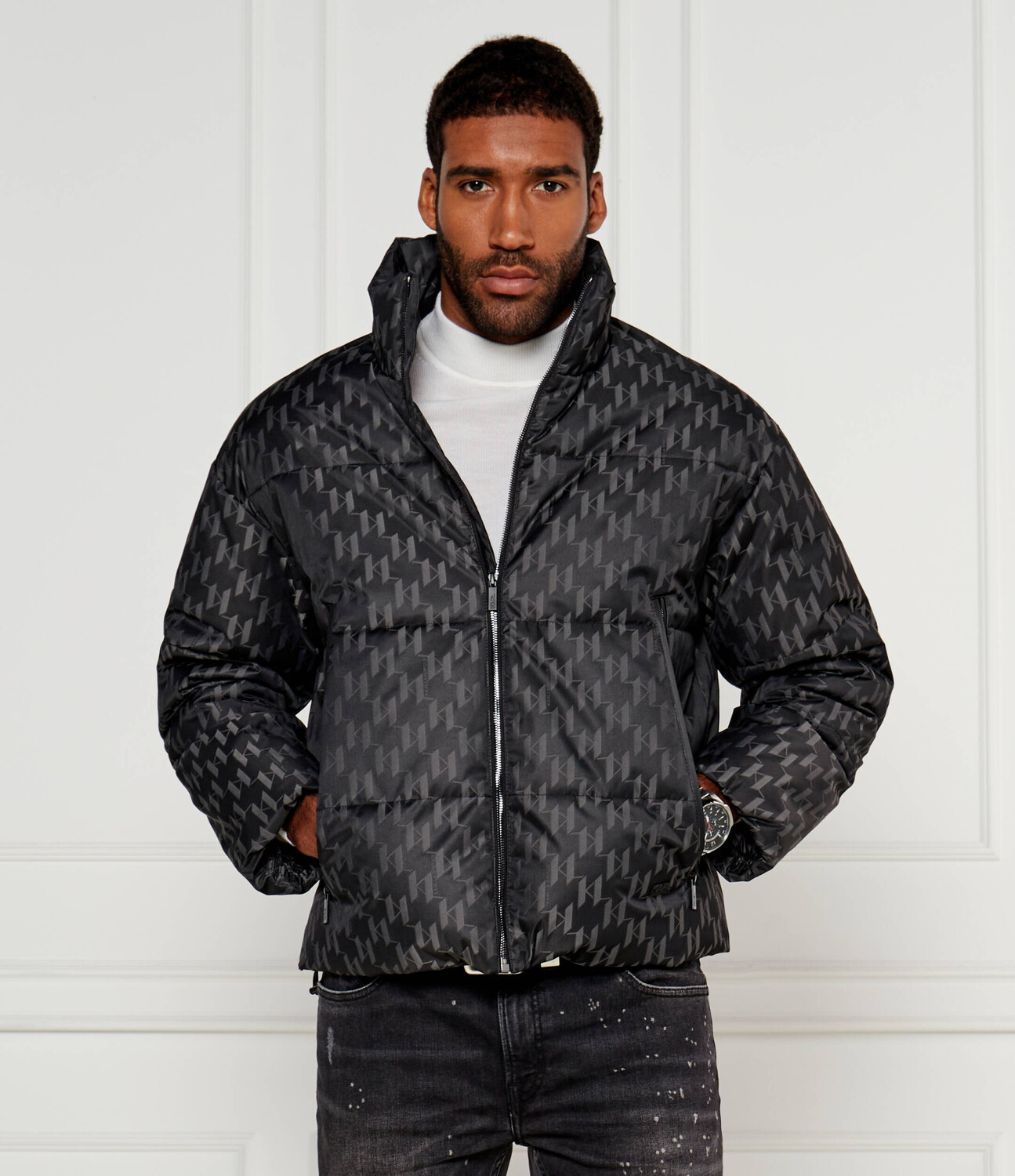 

Куртка Karl Lagerfeld Regular Fit, черный