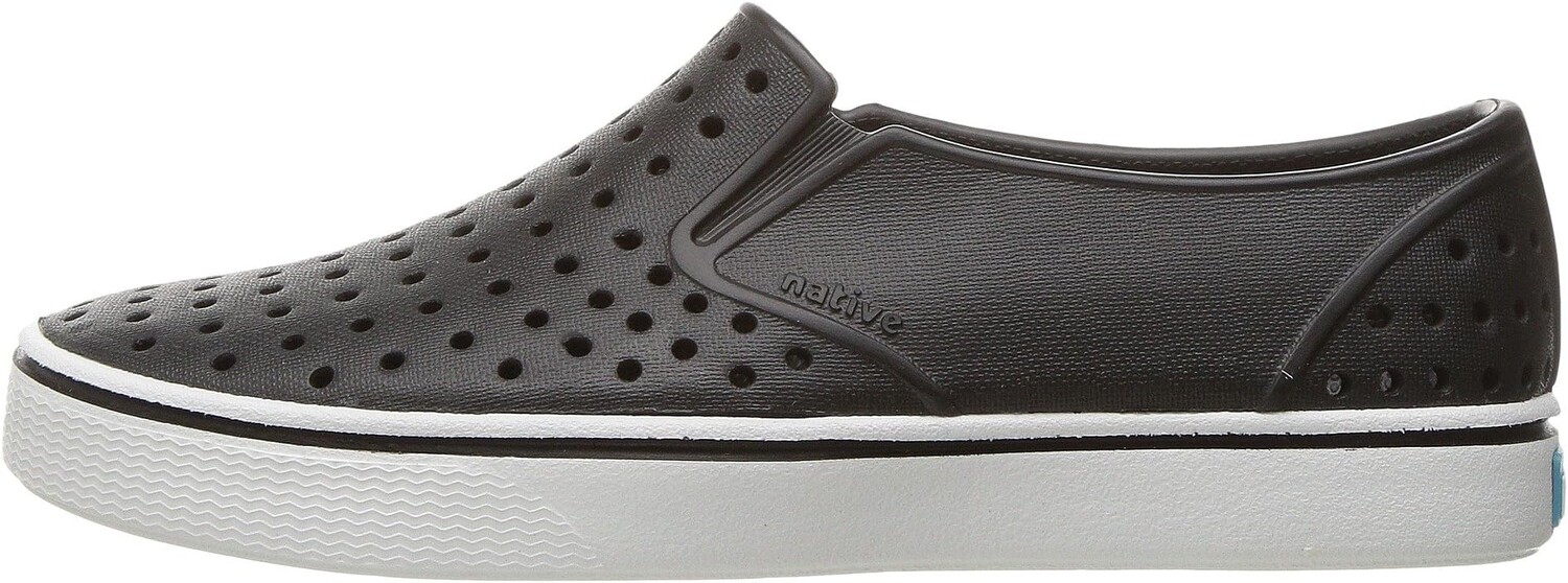 Кроссовки Miles Slip-On Sneakers Native Shoes Kids, цвет Jiffy Black/Shell White — фото 4