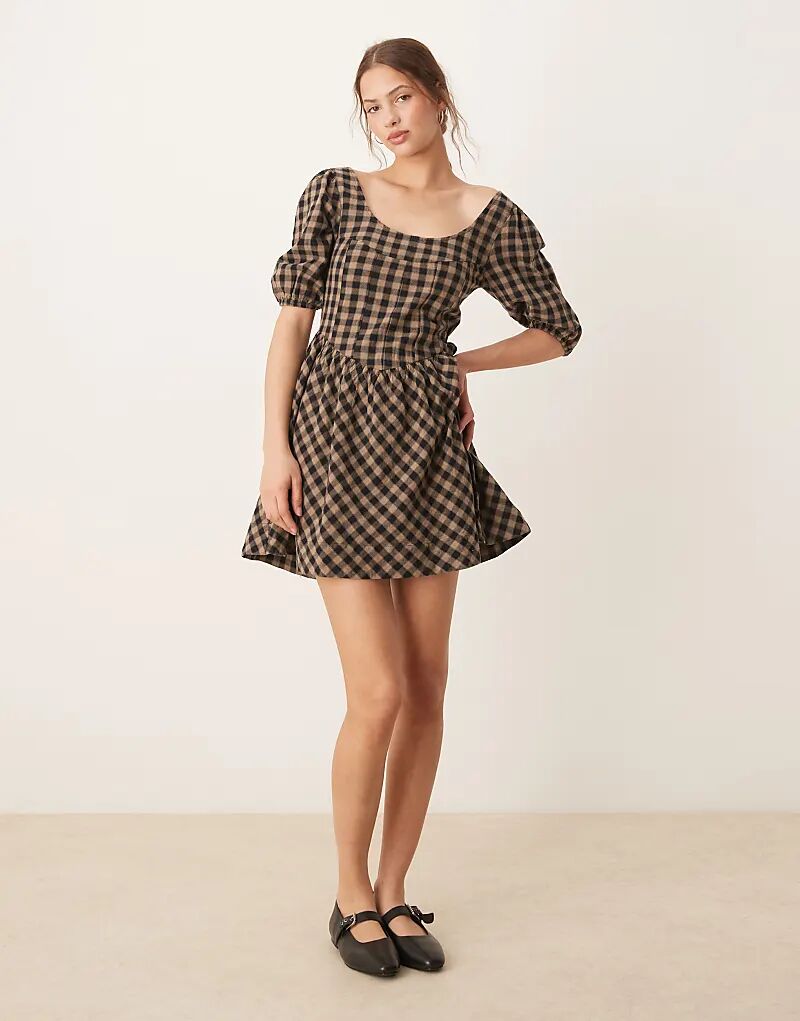

Мини-платье с корсетной талией в коричнево-черную клетку ASOS DESIGN