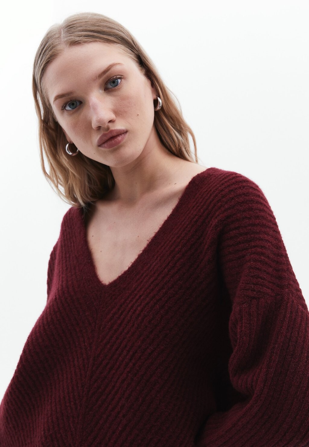 

Джемпер SOFT TOUCH V-NECK OXXO, бордовый