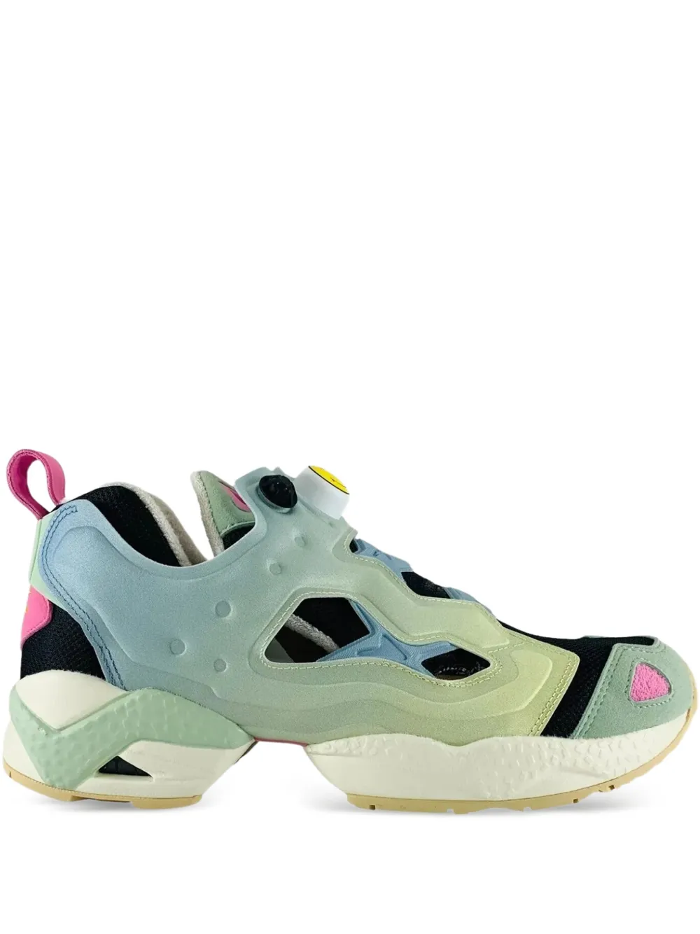 

Кроссовки Instapump Fury 95 "Smiley x 50th Anniversary" REEBOK, зеленый